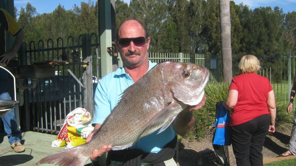 SUPER SNAPPER: Tony Kennedy won the Rae Kennedy memorial with a 5.2 kg snapper.