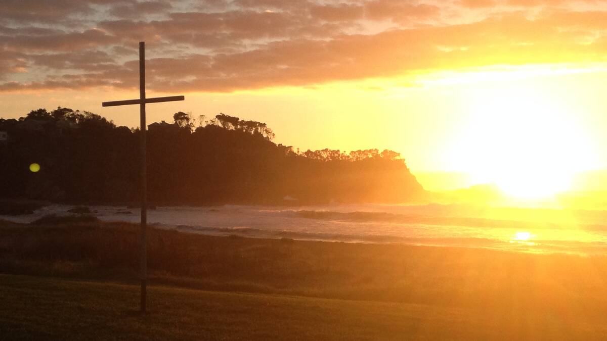 The faithful flocked to Malua Bay at dawn on Sunday to celebrate Easter. 