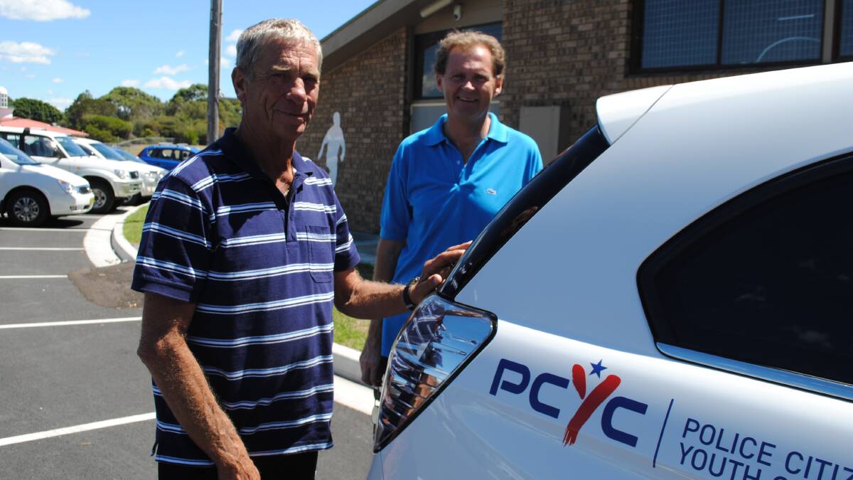 NAROOMA: : The new club manager of the PCYC, Kevin Bird along with Mayor Lindsay Brown is seeking volunteers to help supervise PCYC sporting and other activities for youth in the shire. 