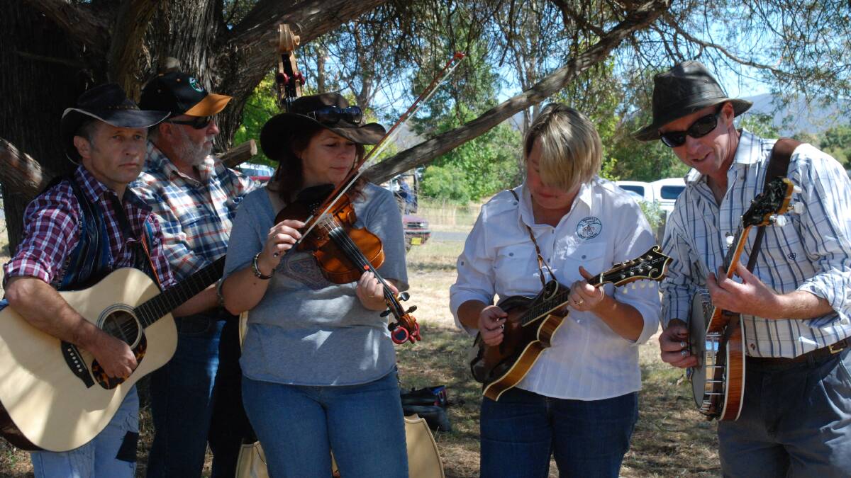 NUMERALLA: It’s known as the little festival with the big heart – the 40th Numeralla Folk Festival which was held over the Australia Day long weekend. The Numeralla Fingerplunkers (above) strummed and plucked their way through the festival which attracted hundreds of laid-back folk enthusiasts. 