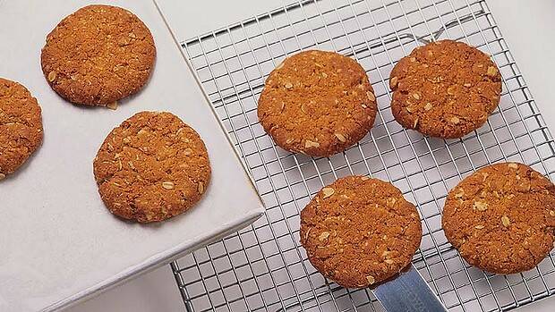 Anzac cookies, do you like them crunchy or chewy? Be part of our poll.