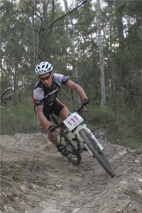DIRT DOCTOR: 2007 Netti MTB Enduro second place getter Shaun Lewis plying his trade in the Mogo State Forest.