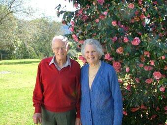 Jack and Marion Emmott at “Holm Park” in 2005.
