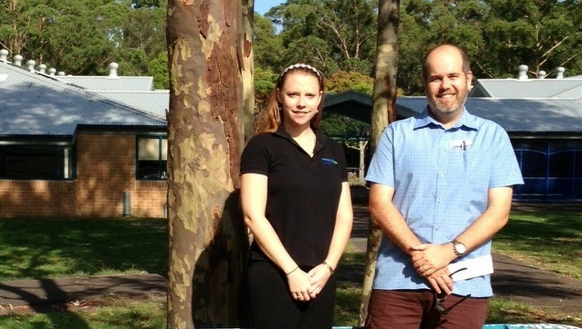 ANXIETY FREE: The Cool Kids anxiety prevention program commences at Sunshine Bay Public School this week. School counsellor and psychologist Steve Perry and Southern NSW Medicare Local psychology intern Natasha Adam will teach eligible children the skills they need to manage their anxiety in the free 10-week program.   PHOTO: CAYLAN LAUNDESS