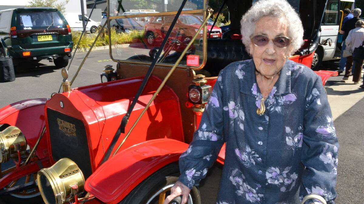 ULLADULLA: Olive Psasquale was delighted to come face to face with a 102-year-old Flanders car on Monday after celebrating her 100th birthday on the weekend.