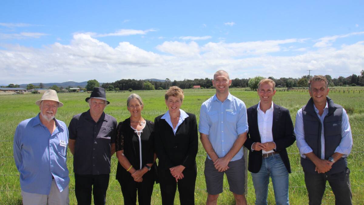 Two members of the Moruya pathway committee (Bob Thurbon and Jim Purss) with Danielle Brice, Fiona Kotvojs, Mayor Mat Hatcher, Active Transport Minister Rob Stokes, and Andrew Constance at South Head Road, Moruya.
