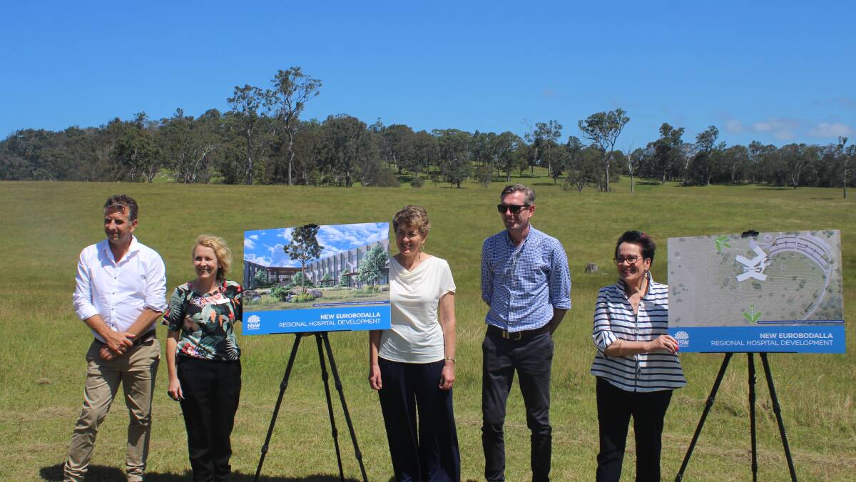 From left to right:
State Member for Bega Andrew Constance, Amanda Bock NSW Health Deputy Director Health Infrastructure, Liberal candidate for the Bega bi-election Fiona Kotvojs, Premier Dominic Perrottet and Southern NSW Local Health District Chief Executive Margaret Bennett at the site of the planned Eurobodalla Regional Hospital