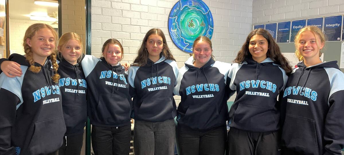 Narooma High School girls volleyball team members: Anwen Cowie, Sierra Cowley, Sara James, Chantelle De Heaume, Marli Clark, Jahzarra Kincaid and Cerys Cowie. Other members of the team are Claire Callaghan, Sophie Potts, Evalyn Reakes and Kymiah Stewart. Picture by Marion Williams
