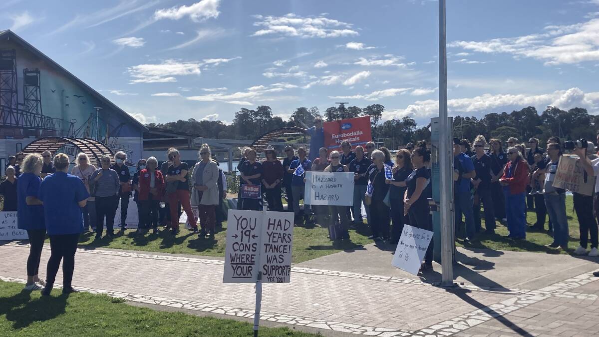 The Batemans Bay nurse strike, one of the 66 which took place on September 1. Picture: Batemans Bay Post. 