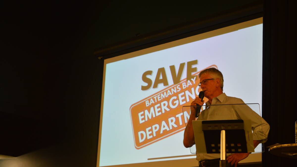 Peter Ryan at the public forum to "save" the Batemans Bay ED.