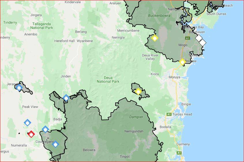 The RFS map showing fire in the north and south of the Eurobodalla Shire on January 5 in the middle of the day.