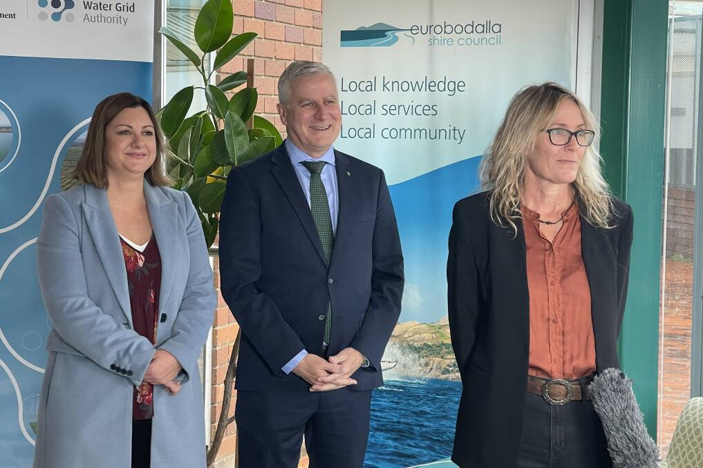 Eurobodalla shire mayor Liz Innes welcomes Deputy PM Michael McCormack and Eden -Monaro MP Kristy McBain to the council chambers at Moruya on Thursday, June 10. 