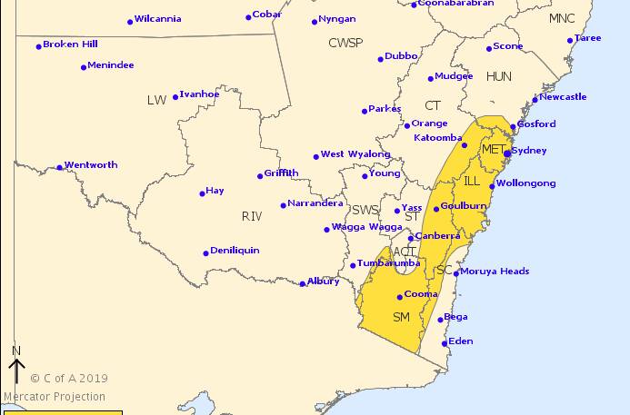 A severe weather warning for damaging winds extends across much of teh South Coast.