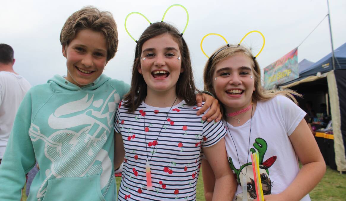 Elli-Sky Dulhunty of Millingandi with Khyla and Jaylah Hamilton of Pambula at last year's Ford Park event. 
