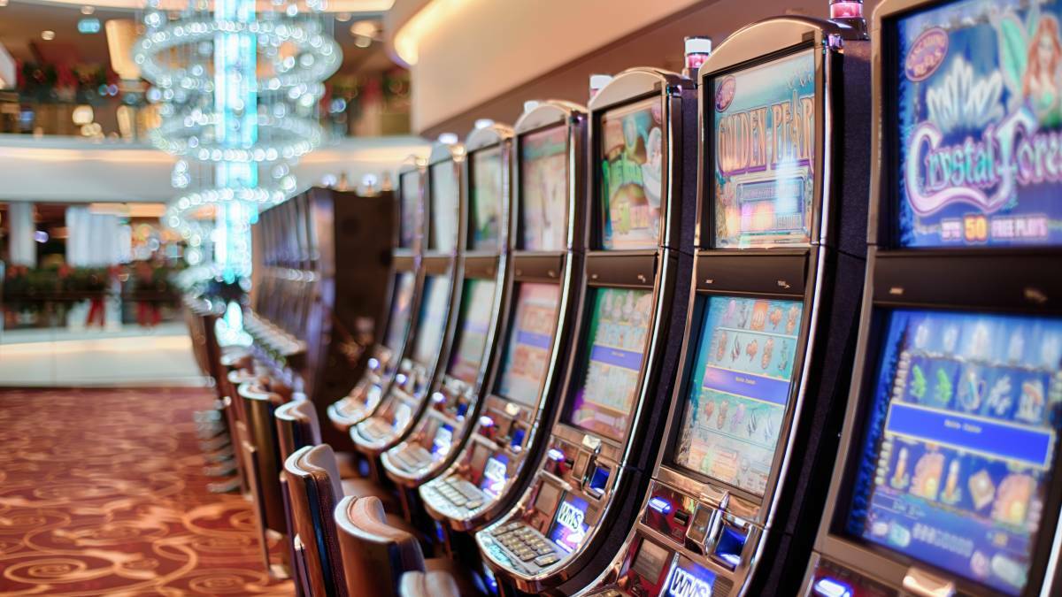 POKIE CAP: No additional poker machines will be allowed in pubs and clubs in Batemans Bay and Narooma following a state government crackdown.