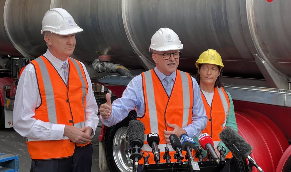 ON THE HUSTINGS: Labor leader Anthony Albanese with Shadow Minister for Industrial Relations Tony Burke and Gilmore MP Fiona Phillips and during his visit to the Shoalhaven on Thursday.
