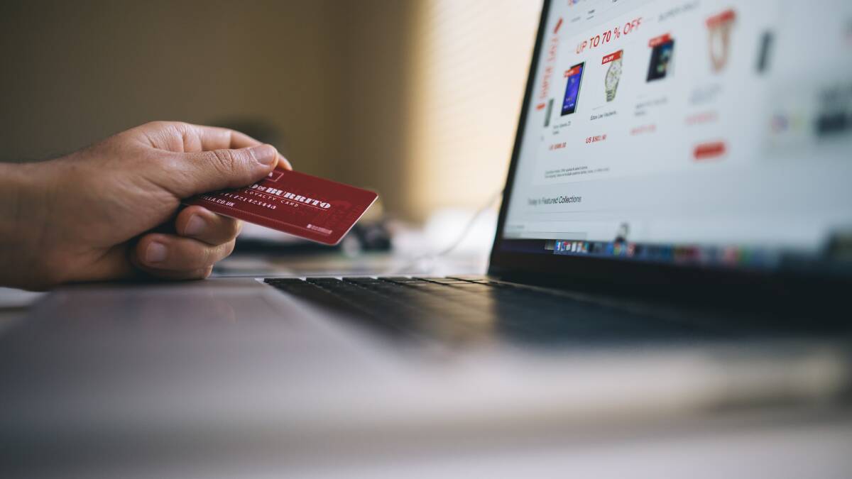 The highs and pitfalls of online shopping