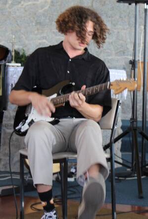 Guitarist Jack Gallen won first place in the senior contemporary division at the St Cecilia Finalists Concert.