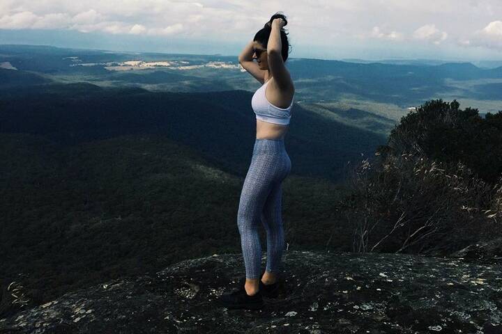 Fashionista:  Ex The Bay Post Journo, now based in Wollongong, Emily Barton was striking a Paris model pose at the top of Pigeon House Mountain and looking darn fine. Great work Emily!