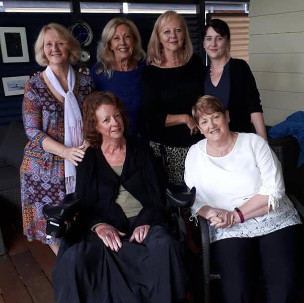Fashionista: Julie DeBressac recently caught up with old friends Charlie Humphreys, Elizabeth Taylor, Sharon Penman, Sue Field and Bec Young. (See item below.) 