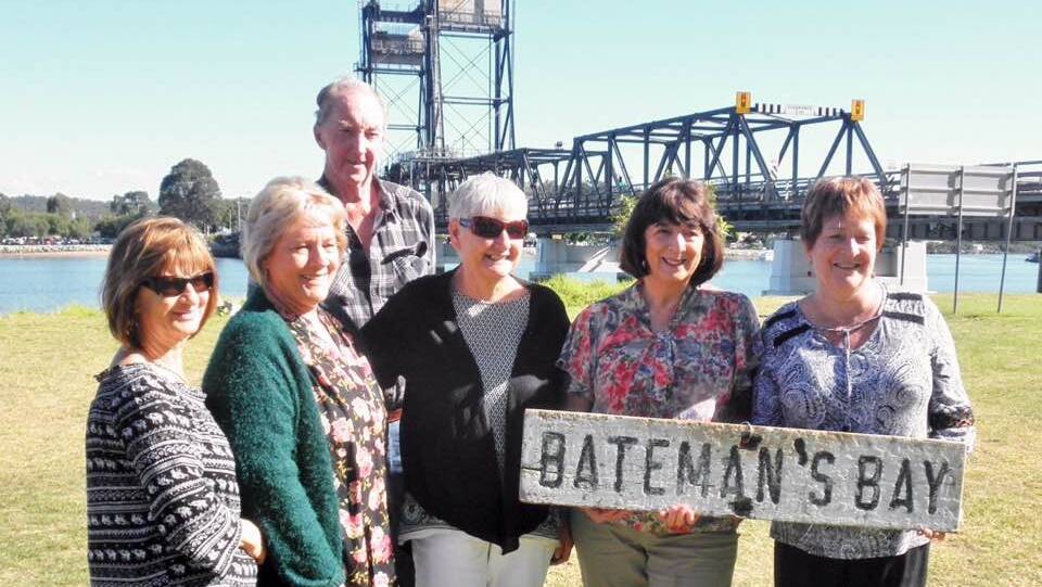 Fashionista: Gathered for the Batemans Bay reunion were Karen Ison, Diane Smith, Leah Burke, Loretta Coppin, Pam Bate and Stephen Dunne.