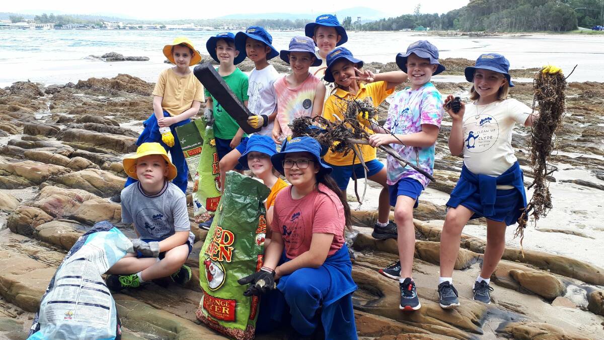 Batemans Bay Public School students at Surfside.