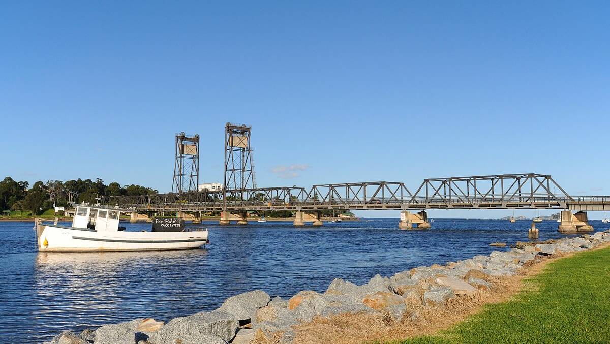 The Batemans Bay Bridge lift span resumes normal operations after it was closed to boats during the bushfire crisis. File image
