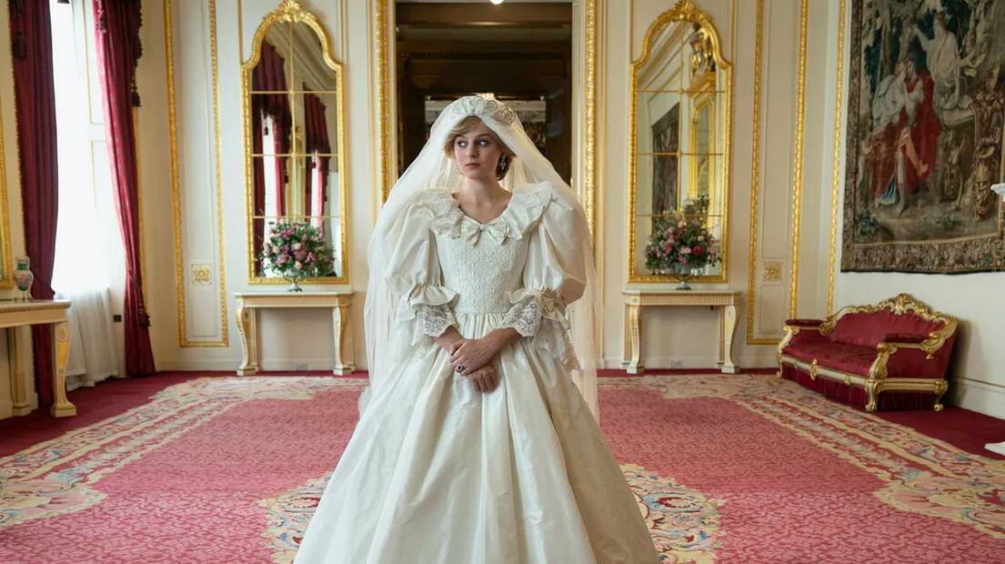 Newcomer Emma Corrin as Lady Diana Spencer. Photo: Des Willie/Netflix
