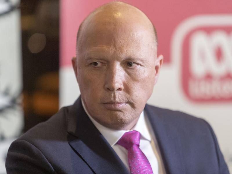 Peter Dutton is using an asylum seeker boat arrival to pressure Labor on border security.