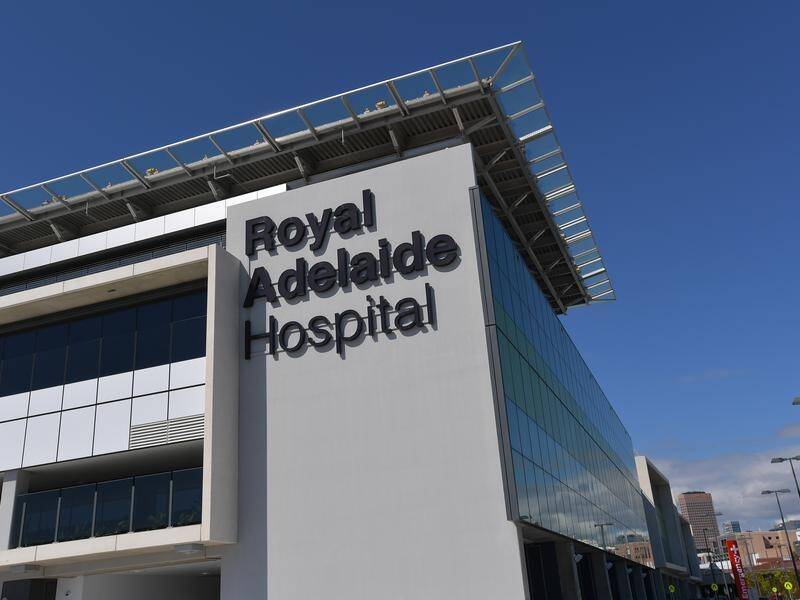 Royal Adelaide Hospital will host trials of a new treatment for ung and ovarian cancer.