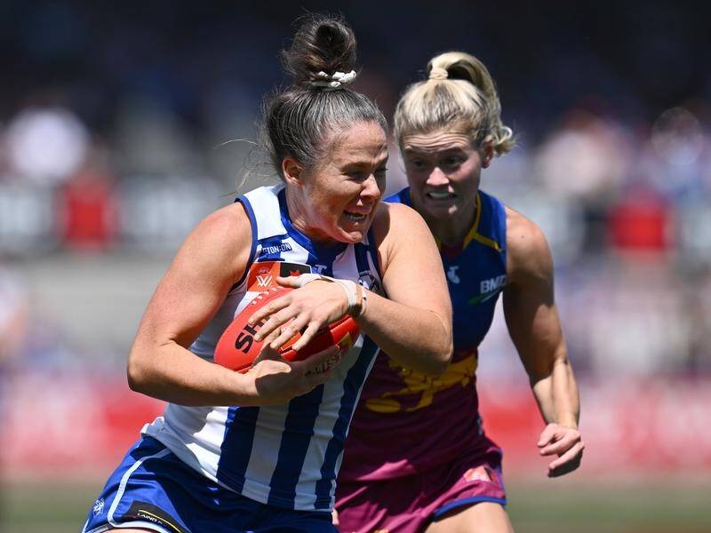 Emma Kearney hopes greater squad depth can propel North Melbourne to an AFLW flag. (Joel Carrett/AAP PHOTOS)
