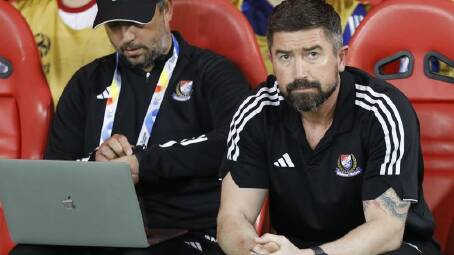 Harry Kewell is on the verge of doing something in Asia two fellow former Socceroos failed to. (EPA PHOTO)