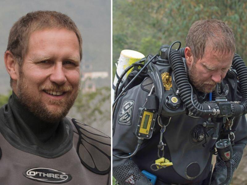 Australian Dr Richard Harris has been in the Thai cave assessing when the boys should be extracted.