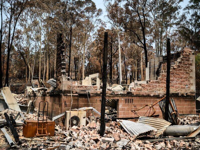Experts say better planning is needed ahead of rebuilding in the aftermath of severe NSW bushfires.