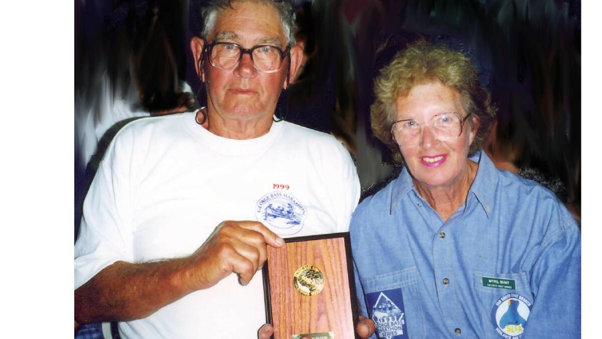 Surf lifesaving stalwart Arthur Bunt dies, age 93